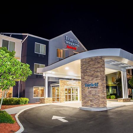 Fairfield Inn & Suites Фредериксберг Экстерьер фото