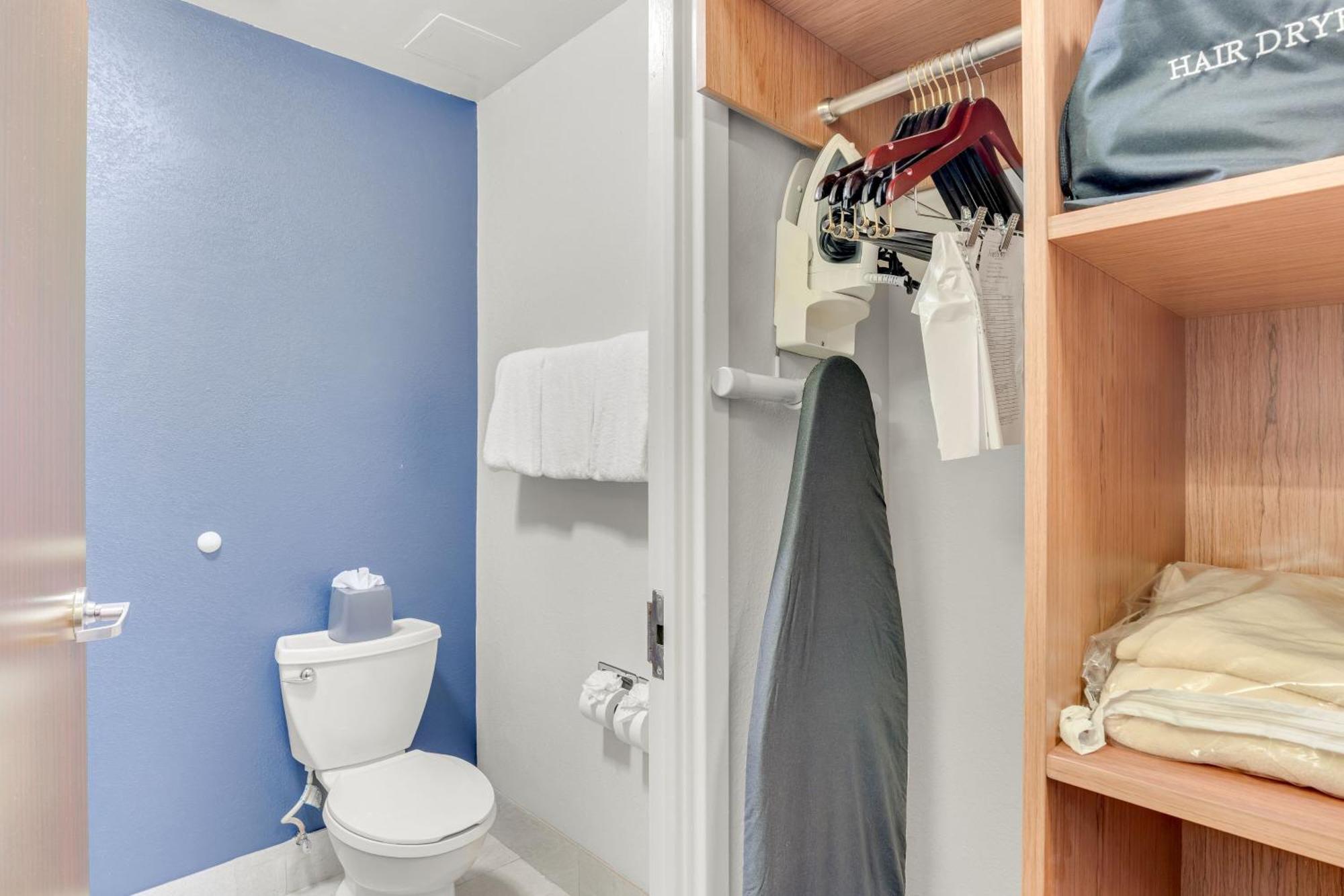 Fairfield Inn & Suites Фредериксберг Экстерьер фото